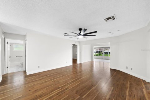 Casa en venta en Sun City Center, Florida, 2 dormitorios, 120.77 m2 № 1341431 - foto 14