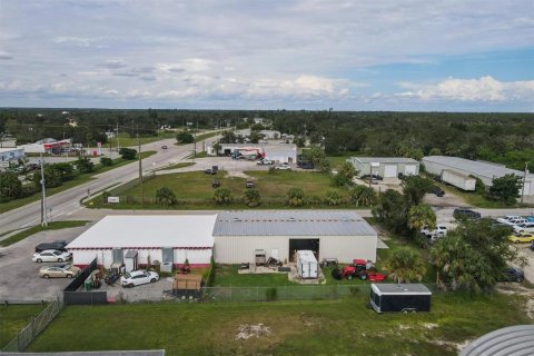 Immobilier commercial à vendre à Punta Gorda, Floride: 278.71 m2 № 733630 - photo 23