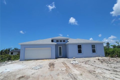 Casa en venta en Port Charlotte, Florida, 3 dormitorios, 183.02 m2 № 565236 - foto 1