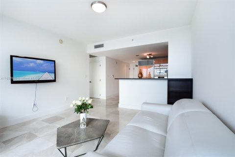 Condominio en venta en Miami Beach, Florida, 1 dormitorio, 70.33 m2 № 1309795 - foto 12