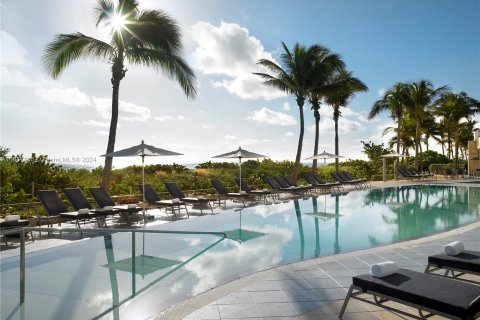 Condo in Miami Beach, Florida, 1 bedroom  № 1309795 - photo 23