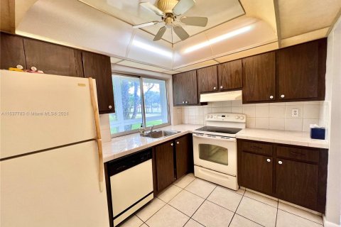 Copropriété à vendre à Tamarac, Floride: 2 chambres, 88.26 m2 № 1309791 - photo 13