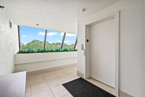 Copropriété à vendre à Boca Raton, Floride: 2 chambres, 112.13 m2 № 1216127 - photo 11