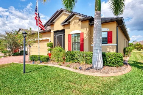 House in Port Charlotte, Florida 3 bedrooms, 185.62 sq.m. № 1347200 - photo 2