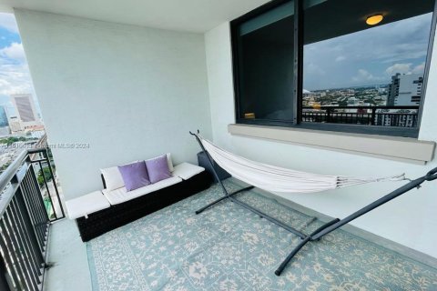 Condo in Miami, Florida, 1 bedroom  № 1232811 - photo 20