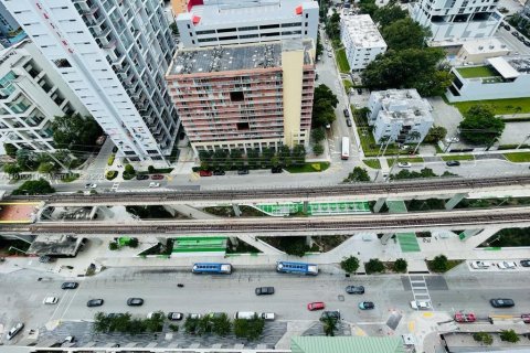 Condo in Miami, Florida, 1 bedroom  № 1232811 - photo 23