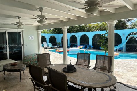 Casa en venta en Hollywood, Florida, 4 dormitorios, 224.92 m2 № 1282383 - foto 27