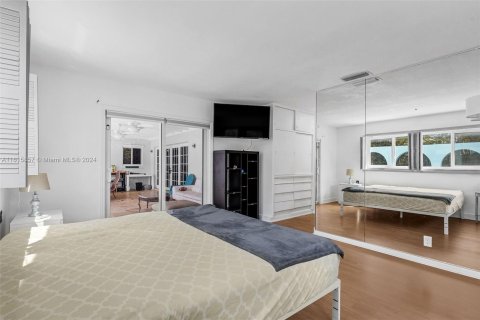 Casa en venta en Hollywood, Florida, 4 dormitorios, 224.92 m2 № 1282383 - foto 23