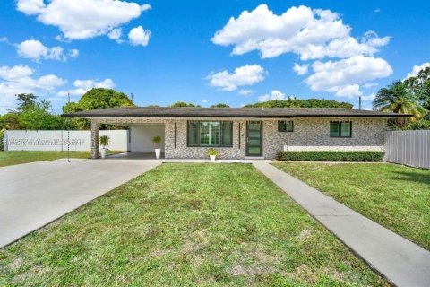 Villa ou maison à vendre à Homestead, Floride: 4 chambres, 179.3 m2 № 1224000 - photo 1