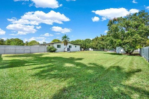 Villa ou maison à vendre à Homestead, Floride: 4 chambres, 179.3 m2 № 1224000 - photo 4