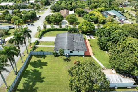 Villa ou maison à vendre à Homestead, Floride: 4 chambres, 179.3 m2 № 1224000 - photo 2