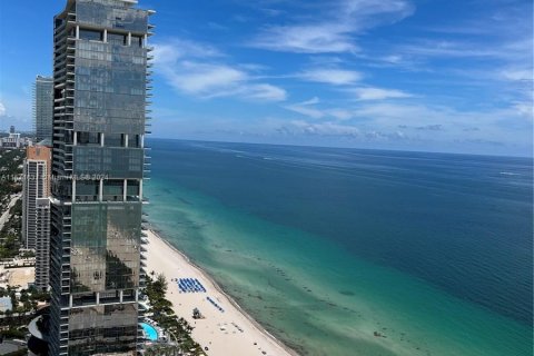 Condo in Sunny Isles Beach, Florida, 3 bedrooms  № 1127331 - photo 10