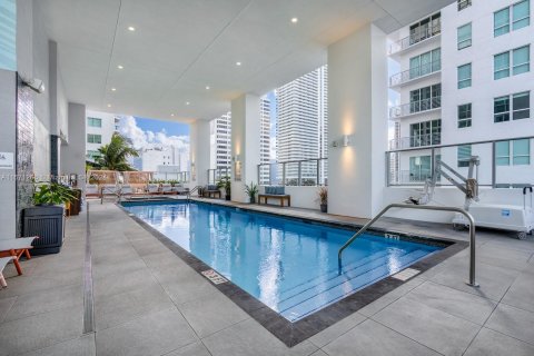 Condominio en venta en Miami, Florida, 1 dormitorio, 47.84 m2 № 1127281 - foto 14