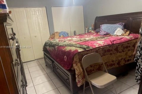 Condo in North Lauderdale, Florida, 2 bedrooms  № 938035 - photo 8
