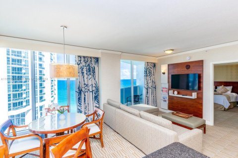 Condo in Sunny Isles Beach, Florida, 2 bedrooms  № 1404705 - photo 6