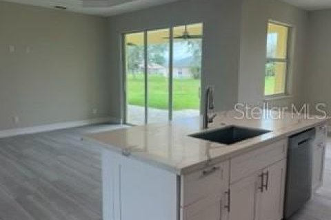 House in Punta Gorda, Florida 3 bedrooms, 168.34 sq.m. № 742796 - photo 14