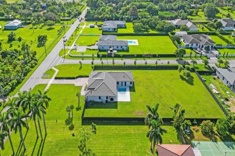 Casa en venta en Homestead, Florida, 5 dormitorios № 612551 - foto 4