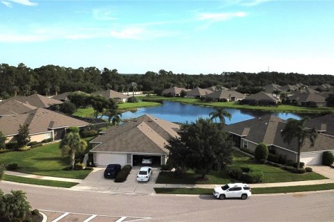 Villa ou maison à vendre à North Port, Floride: 3 chambres, 137.22 m2 № 1278178 - photo 3