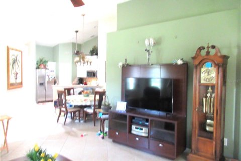 House in North Port, Florida 3 bedrooms, 137.22 sq.m. № 1278178 - photo 11