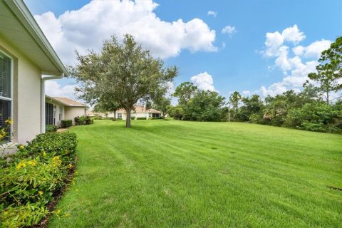 Villa ou maison à vendre à North Port, Floride: 2 chambres, 107.77 m2 № 1278211 - photo 29