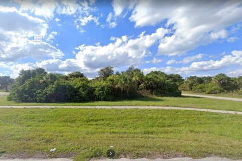 Land in North Port, Florida № 1295347 - photo 1