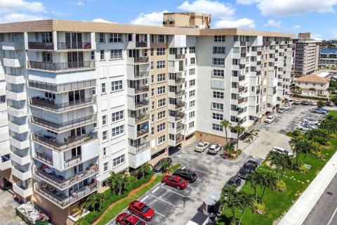 Condominio en venta en Hillsboro Beach, Florida, 2 dormitorios, 123.56 m2 № 1078247 - foto 8