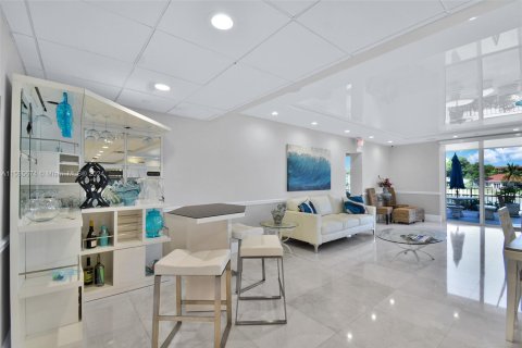 Condominio en venta en Hillsboro Beach, Florida, 2 dormitorios, 123.56 m2 № 1078247 - foto 14