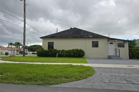 Casa en venta en Miami, Florida, 3 dormitorios, 110 m2 № 1439864 - foto 2