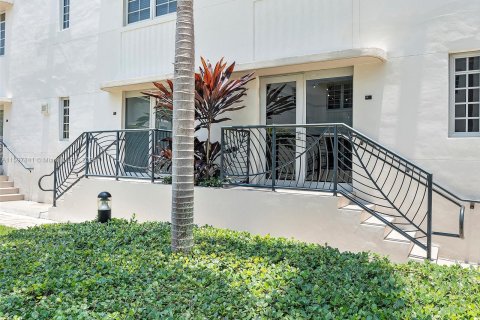 Condominio en venta en Miami Beach, Florida, 1 dormitorio, 60.48 m2 № 1209392 - foto 27