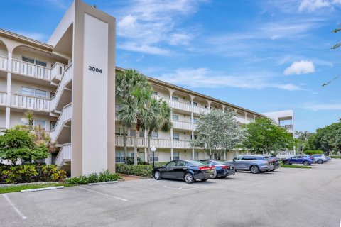 Condominio en venta en Coconut Creek, Florida, 2 dormitorios, 107.4 m2 № 914458 - foto 18