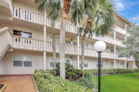 Condominio en venta en Coconut Creek, Florida, 2 dormitorios, 107.4 m2 № 914458 - foto 17