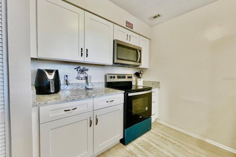 Condo in Tampa, Florida, 1 bedroom  № 1265614 - photo 4