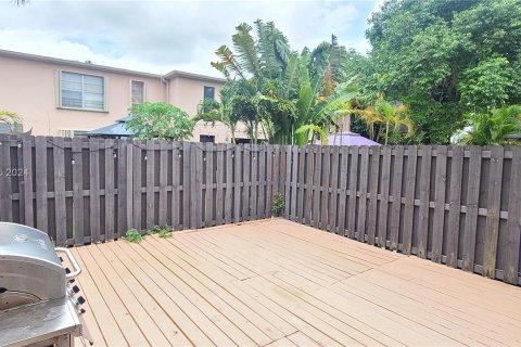 Copropriété à vendre à Davie, Floride: 2 chambres, 100.33 m2 № 1228133 - photo 15