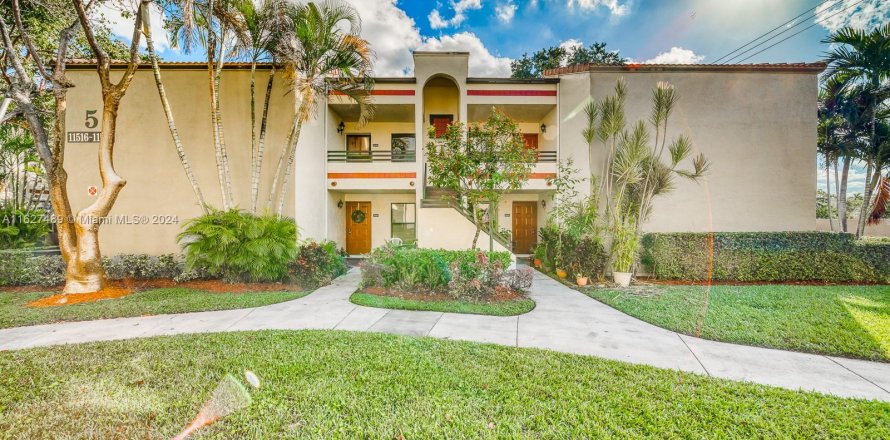 Condo à Pembroke Pines, Floride, 2 chambres  № 1281653