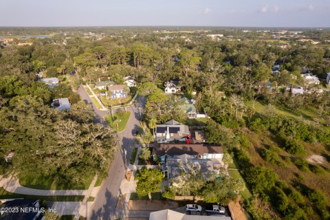 Villa ou maison à vendre à Saint Augustine, Floride: 3 chambres, 149.85 m2 № 771016 - photo 3