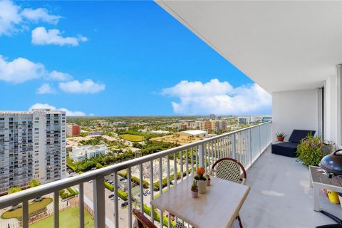 Copropriété à vendre à Aventura, Floride: 2 chambres, 136.19 m2 № 965213 - photo 27