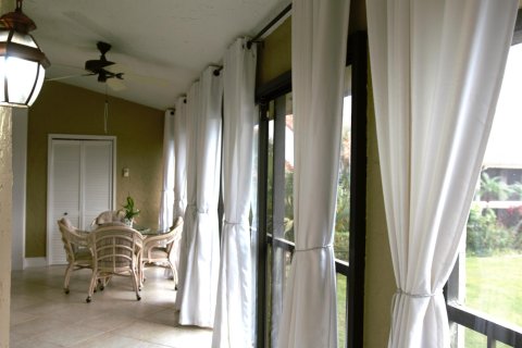 Touwnhouse à vendre à Boca Raton, Floride: 3 chambres, 146.04 m2 № 1002511 - photo 4