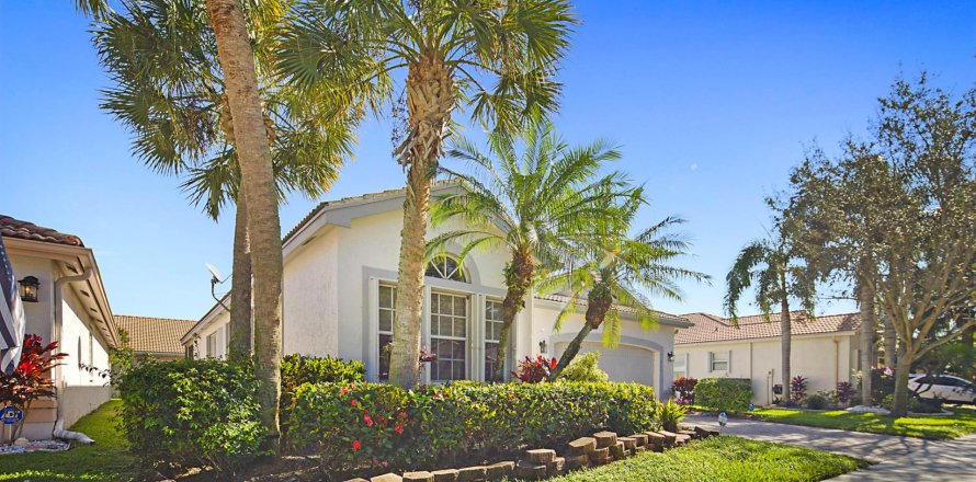 Villa ou maison à Boynton Beach, Floride 3 chambres, 194.82 m2 № 913603
