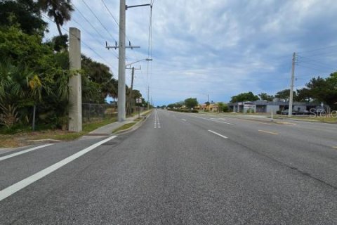 Propiedad comercial en venta en Daytona Beach, Florida, 771.09 m2 № 1336837 - foto 4