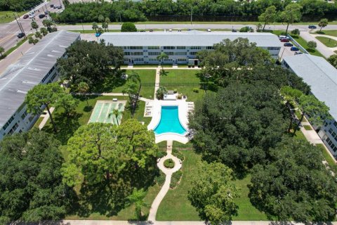 Condominio en venta en Saint Petersburg, Florida, 1 dormitorio, 60.39 m2 № 1336871 - foto 6