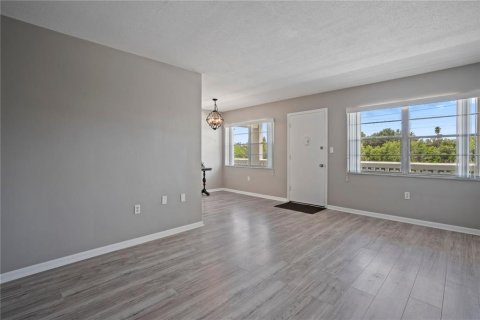 Copropriété à vendre à Saint Petersburg, Floride: 1 chambre, 60.39 m2 № 1336871 - photo 14