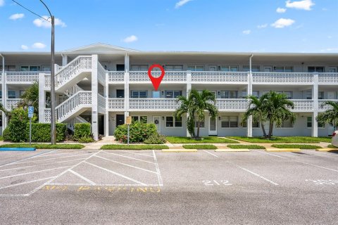 Copropriété à vendre à Saint Petersburg, Floride: 1 chambre, 60.39 m2 № 1336871 - photo 1