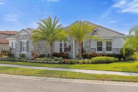 Villa ou maison à vendre à Sanford, Floride: 4 chambres, 317.63 m2 № 1336872 - photo 2