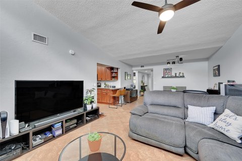 Copropriété à vendre à Coral Springs, Floride: 3 chambres, 102.19 m2 № 1183716 - photo 22