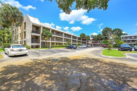 Copropriété à vendre à Coral Springs, Floride: 3 chambres, 102.19 m2 № 1183716 - photo 4