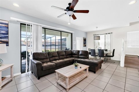 Touwnhouse à vendre à Kissimmee, Floride: 5 chambres, 210.42 m2 № 1361670 - photo 7