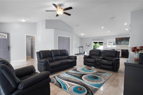 Villa ou maison à vendre à Kissimmee, Floride: 3 chambres, 161.46 m2 № 1361064 - photo 6