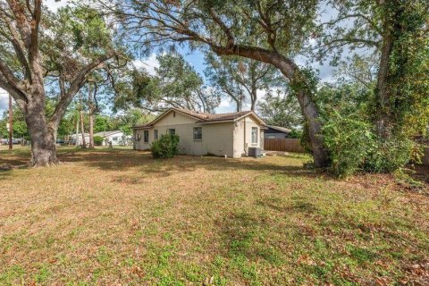 House in Tampa, Florida 3 bedrooms, 104.7 sq.m. № 1441266 - photo 20