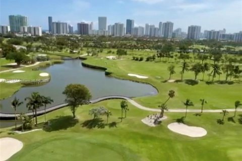 Condominio en venta en Aventura, Florida, 1 dormitorio, 84.82 m2 № 1270536 - foto 1