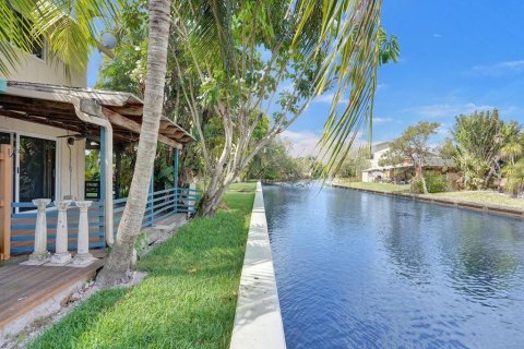 Townhouse in Wilton Manors, Florida 2 bedrooms, 116.13 sq.m. № 1092970 - photo 18